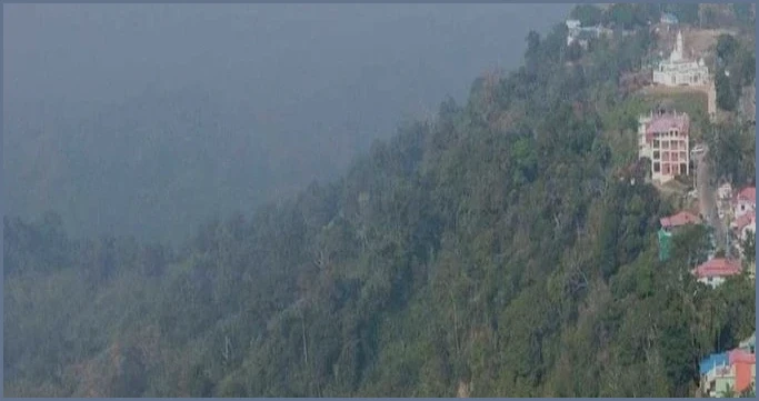 পাহাড়ি জেলাগুলোতে ভূমিধসের শঙ্কা, সতর্কবার্তা আবহাওয়া অধিদপ্তরের