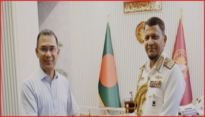 বিদায়ী নৌপ্রধানের সঙ্গে প্রধানমন্ত্রীর সৌজন্য সাক্ষাৎ