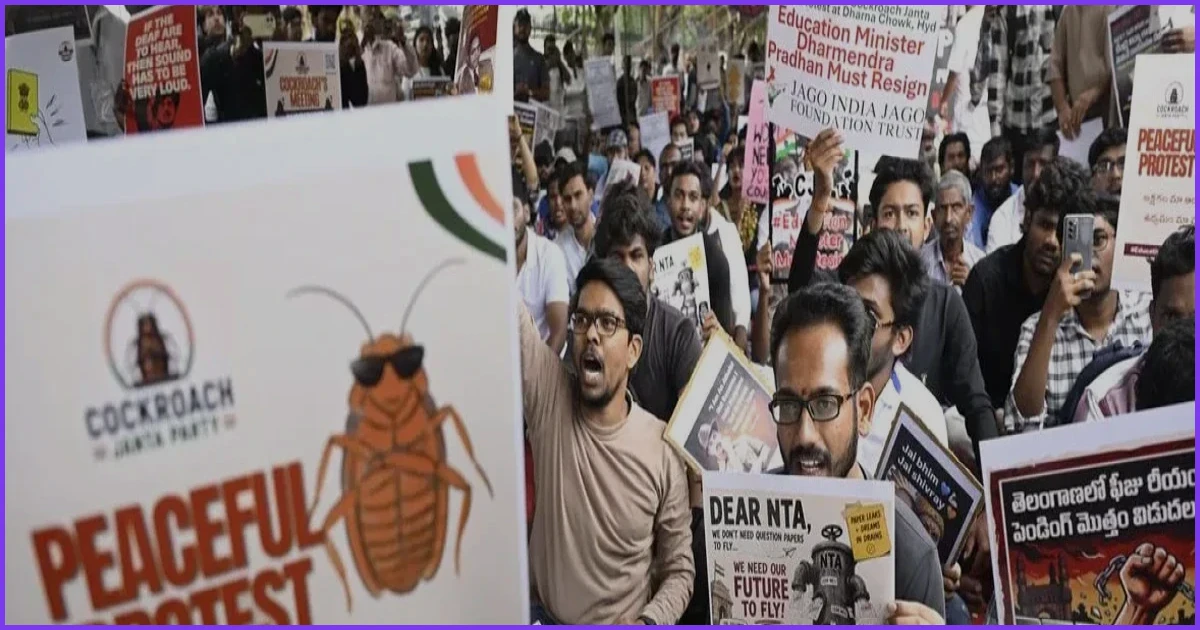 ভারতে শিক্ষামন্ত্রীর পদত্যাগের দাবিতে আন্দোলন ছড়িয়েছে কয়েকটি রাজ্যে