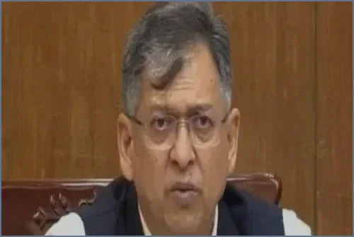 সাবেক প্রধানমন্ত্রীর সঙ্গে ফোনালাপের তথ্য নেই, বললেন স্বরাষ্ট্রমন্ত্রী