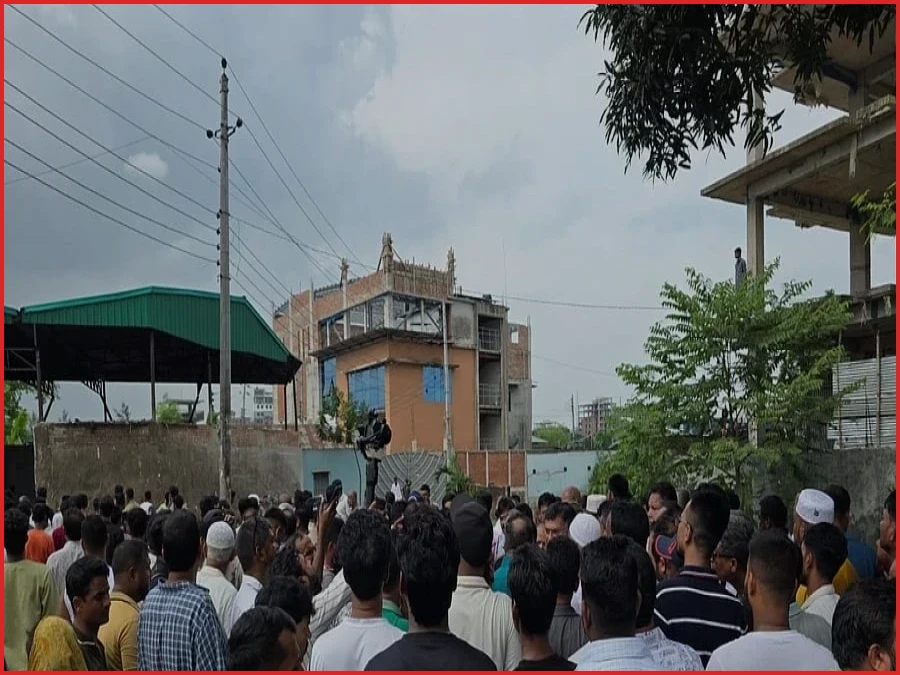 উত্তরখানে পরিচ্ছন্নতাকর্মী ও জনপ্রতিনিধিদের ওপর হামলা, গ্রেপ্তার ৩