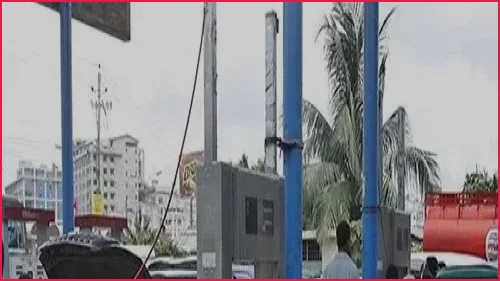 এলএনজি সরবরাহ বাড়লেও কাটেনি রাজধানীর সিএনজি পাম্পের ভোগান্তি