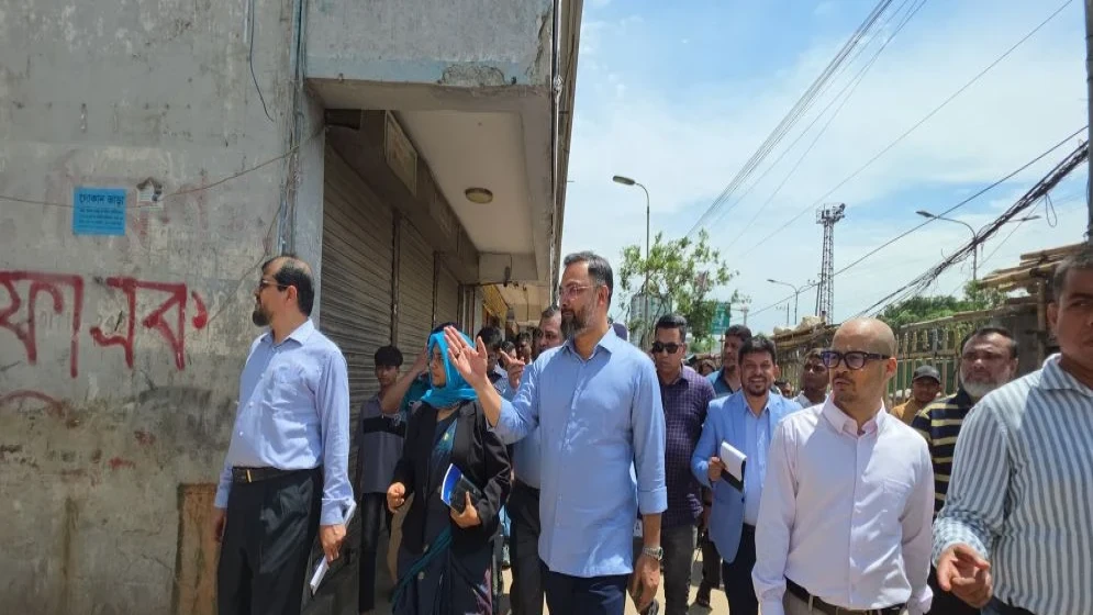 কমলাপুর স্টেডিয়ামের অব্যবস্থাপনায় ক্ষুব্ধ ক্রীড়া প্রতিমন্ত্রী, প্রশাসক বরখাস্ত