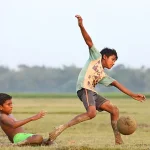 গ্রামের শিশুদের জন্য নতুন খেলার মাঠ তৈরির বড় পরিকল্পনা সরকারের