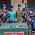 চাঁপাইনবাবগঞ্জ সীমান্তে চোরাই ভারতীয় মোবাইলের রমরমা কারবার, আটক ৫