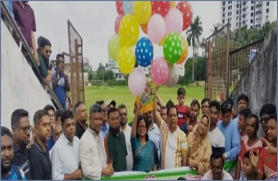 জমকালো আয়োজনে খুলনা প্রেসক্লাব মিডিয়া কাপ ফুটবল টুর্নামেন্টের উদ্বোধন