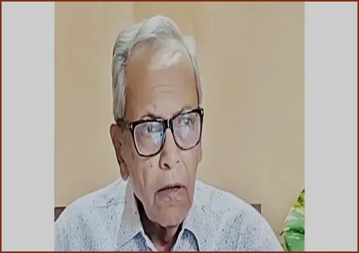 জীবনের মঞ্চ থেকে রাষ্ট্রপতির আসনে মির্জা ফখরুল ইসলাম আলমগীর