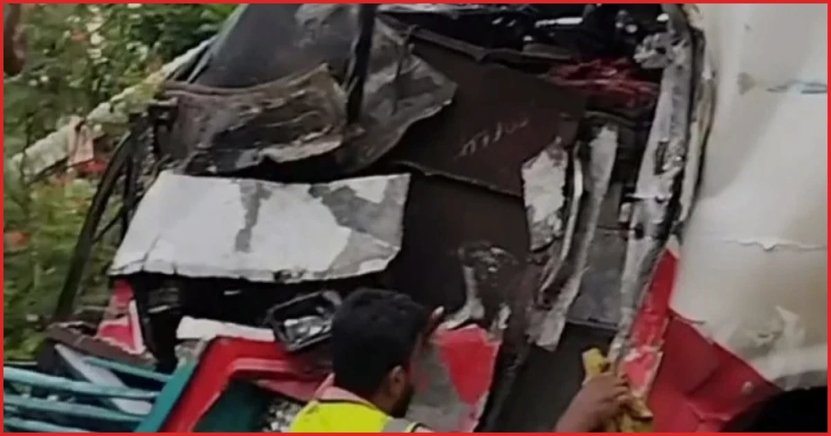 ঢাকা-ভাঙ্গা এক্সপ্রেসওয়েতে দুই বাসের সংঘর্ষে আহত ১০