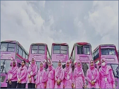 তিন শহরে যাত্রা শুরু বিআরটিসি’র পিংক বাসের, স্বস্তিতে নারী যাত্রীরা