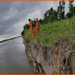তিস্তার পানি কমলেও ভাঙন আতঙ্কে লালমনিরহাটের মানুষ