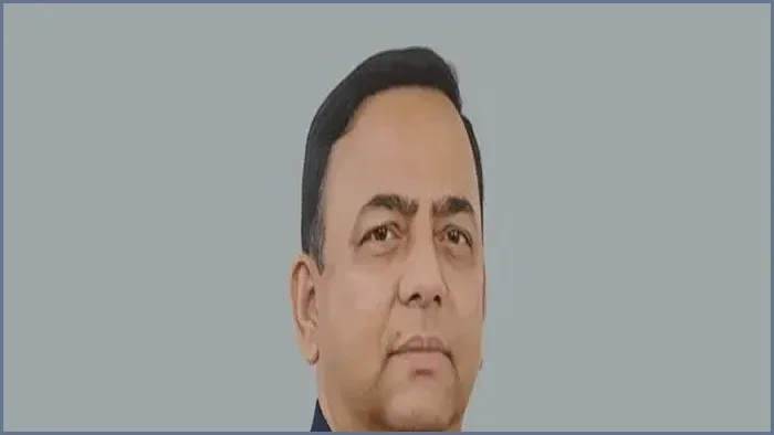 দুবাইয়ে শর্তসাপেক্ষে জামিনে কারামুক্ত সাবেক আইজিপি বেনজীর আহমেদ