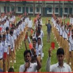 দেবীগঞ্জে শিক্ষার্থীদের স্মার্টফোন আসক্তিকে ‘লাল কার্ড’ প্রদর্শন