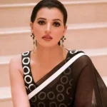 নারীদের আত্মবিশ্বাসী হওয়ার আহ্বান জানালেন চিত্রনায়িকা বর্ষা