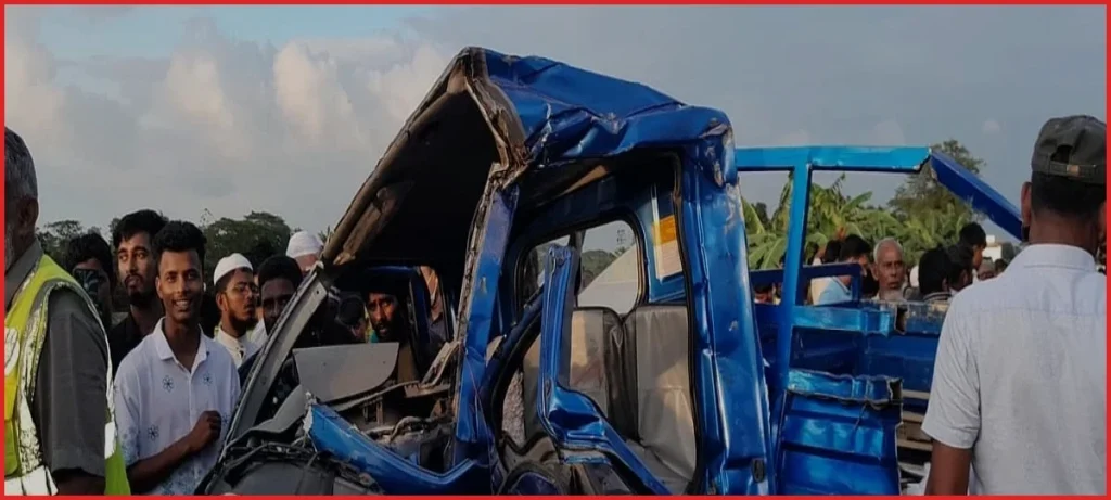 নেত্রকোনায় ট্রাক ও পিকআপের সংঘর্ষে ৪ জন নিহত