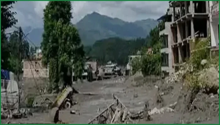 নেপালে বন্যায় মৃতের সংখ্যা ৩৫৯, নতুন বন্যার সতর্কবার্তা