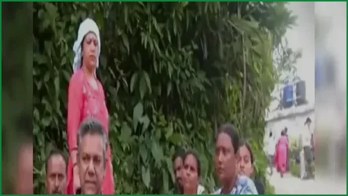 নেপালে হিমবাহ ধসে ভয়াবহ বন্যা, নতুন প্লাবনের আশঙ্কায় আতঙ্ক