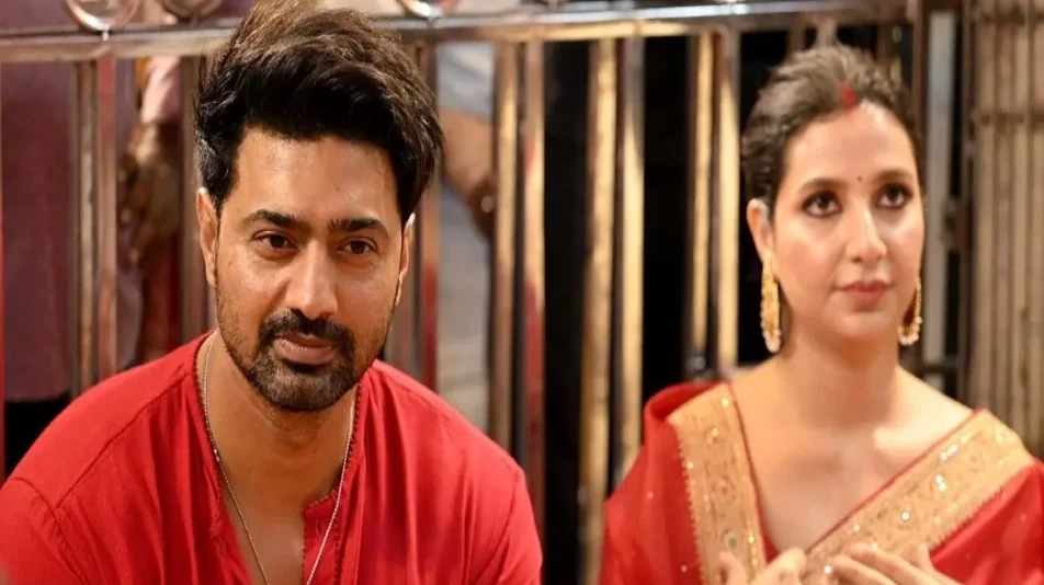 পরিচালক দেবের প্রশংসায় শুভশ্রীর আবেগঘন খোলা চিঠি