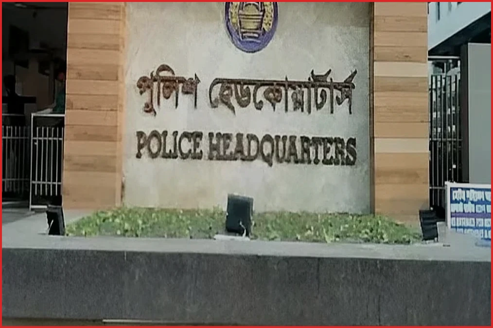পুলিশের যানবাহনে হামলার শঙ্কা, দেশজুড়ে সর্বোচ্চ সতর্কতা জারি