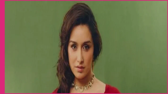 প্রযোজক হিসেবে সিনেমা নির্মাণের পথে অভিনেত্রী শ্রদ্ধা কাপুর