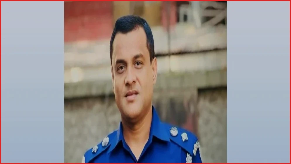 ফেসবুকে পোস্টের জেরে সংযুক্ত পুলিশ সুপার রেজাউল করিম