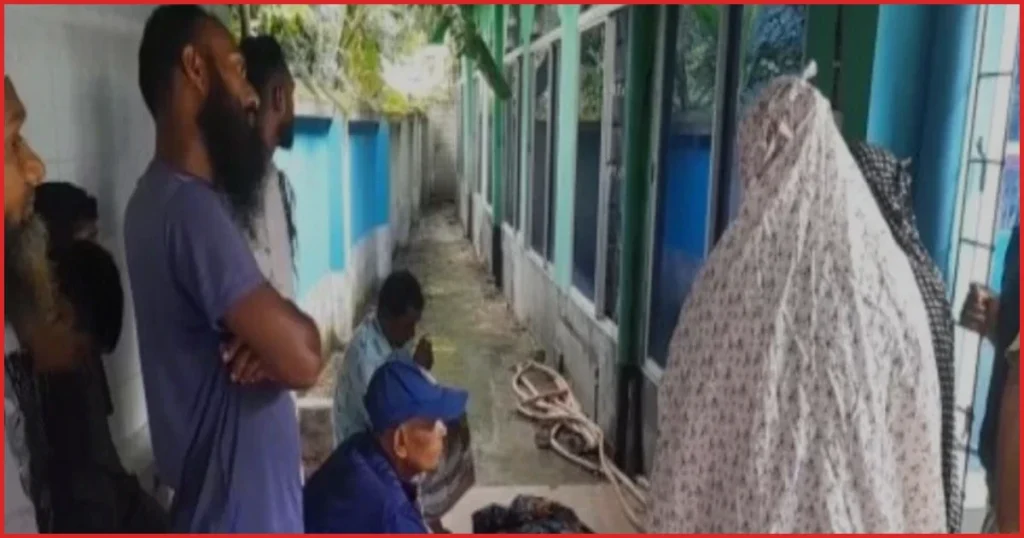 বাগাতিপাড়ায় মসজিদে ঝুলন্ত লাশ উদ্ধার, স্ত্রীর সঙ্গে ছিল শেষ কথা