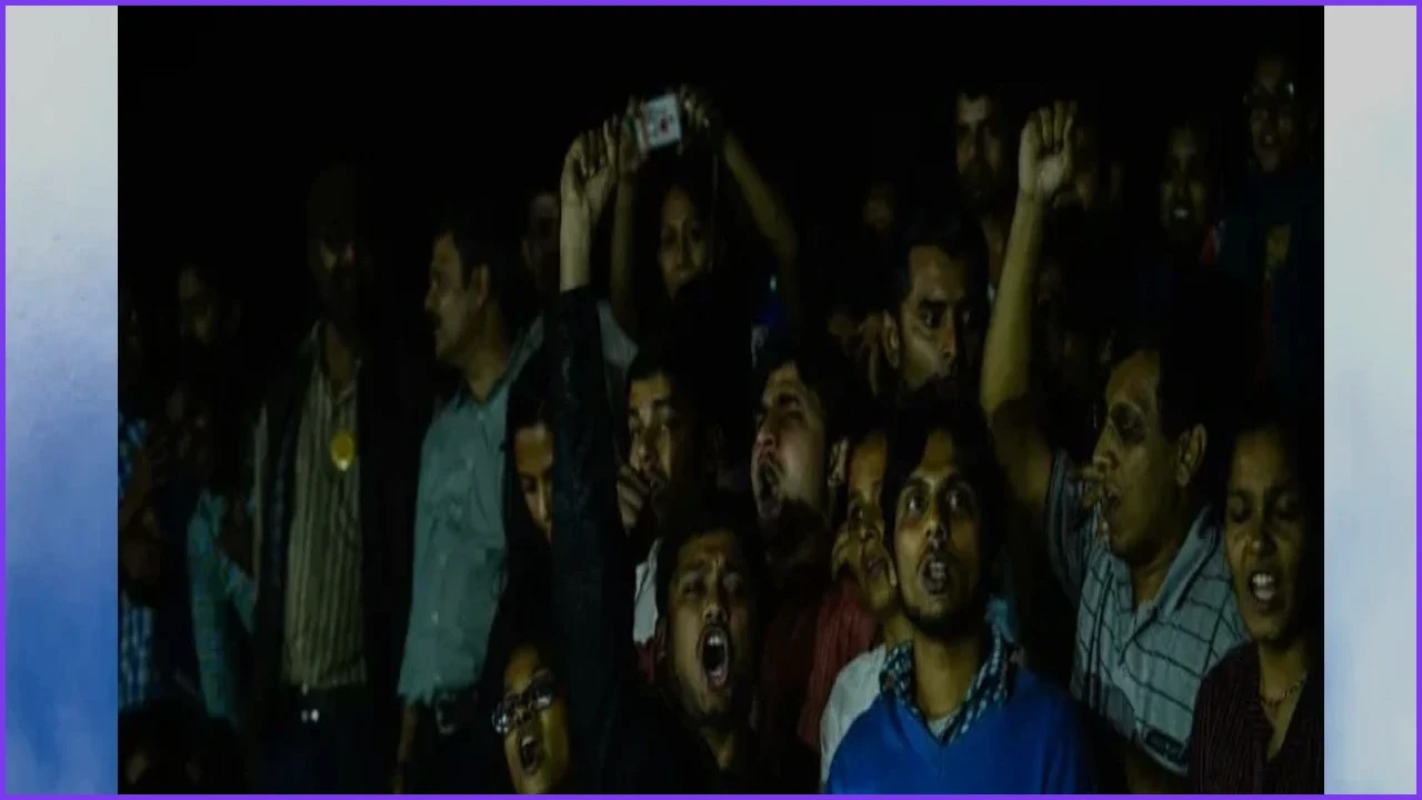ভারতের ছাত্র আন্দোলনে নতুন করে ফিরে এল বিতর্কিত ‘আজাদি’ স্লোগান