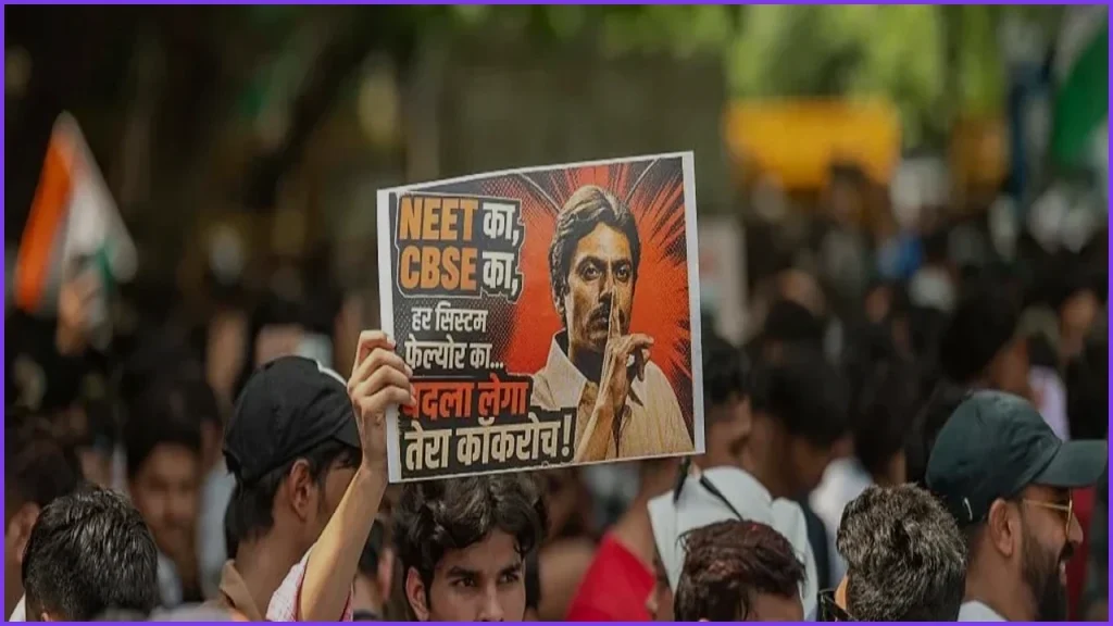 ভারতের যুবসমাজের ক্ষোভ: মোদি সরকারের সামনে বড় রাজনৈতিক চ্যালেঞ্জ
