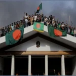 রক্তে লেখা বিজয়: জুলাই বিপ্লবের দ্বিতীয় বার্ষিকীতে দেশজুড়ে শ্রদ্ধা
