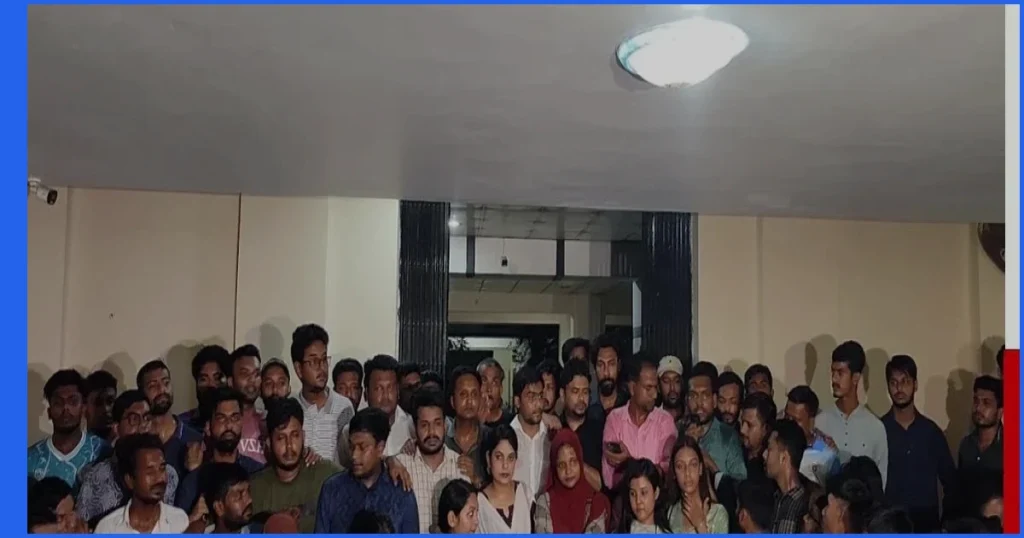 রাকসুর তহবিল আত্মসাতের অভিযোগে ছাত্রদলের বিক্ষোভ ও তদন্তের দাবি