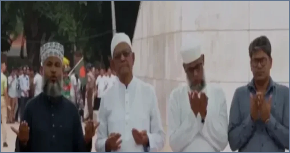 শপথের আগে জিয়াউর রহমান ও খালেদা জিয়ার কবরে মির্জা ফখরুলের শ্রদ্ধা