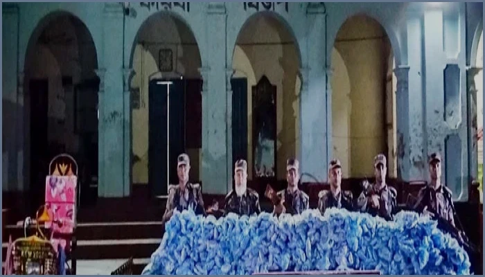 শার্শার রুদ্রপুর সীমান্তে ৩১০ কেজি কারেন্ট জাল ও নছিমন আটক