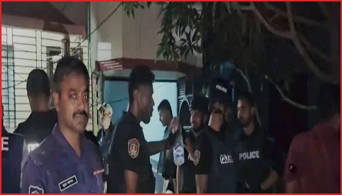 সাভারে ককটেল ও বোমা তৈরির উপকরণ জব্দ, ভবন ঘিরে রেখেছে পুলিশ