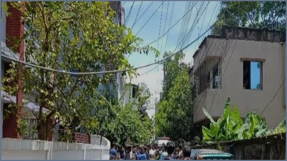 সিলেটে বাসা থেকে স্বামী-স্ত্রী ও গৃহকর্মীসহ ৩ জনের লাশ উদ্ধার