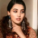 ২৭ বছর বয়সে ঘুমের মধ্যে চিরঘুমে বলিউড অভিনেত্রী অনন্যা রাজ