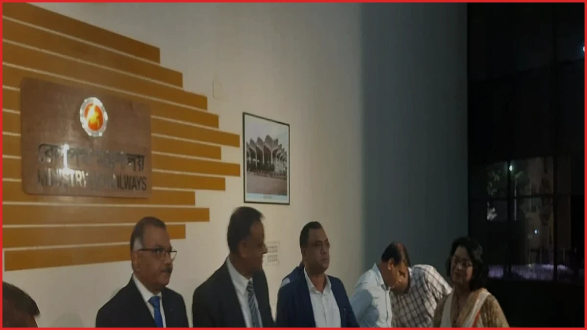 আন্তদেশীয় ট্রেন চালুর বিষয়ে এখনো কোনো সিদ্ধান্ত হয়নি