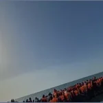 ইংলিশ চ্যানেলে বাড়ছে মেগা-ডিঙ্গির ব্যবহার, বিপদে অভিবাসীরা