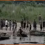 পাটগ্রাম সীমান্তে বিএসএফের ফাঁকা গুলি, ৪টি নৌকা ধরে নিয়ে যাওয়ার অভিযোগ
