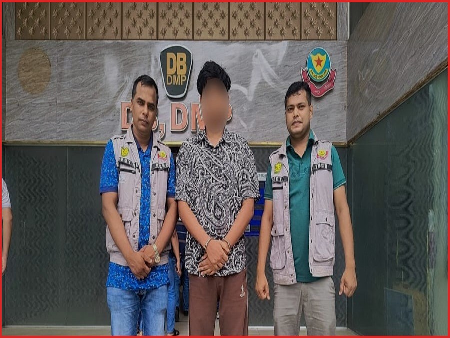 ফেসবুকে ভুয়া ঋণের বিজ্ঞাপন: জামানত নিয়ে প্রতারণায় গ্রেপ্তার ১
