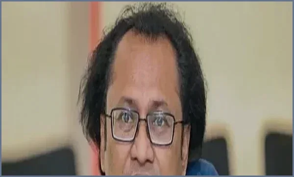 বোয়িং থেকে উড়োজাহাজ কেনার ব্যাখ্যা দিলেন তথ্য উপদেষ্টা