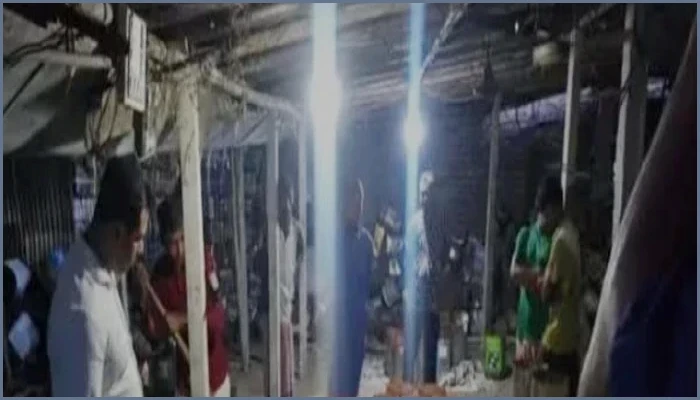 মিঠাপুকুরে ভেজাল গুড় কারখানায় অভিযান, ৮০ হাজার টাকা জরিমানা